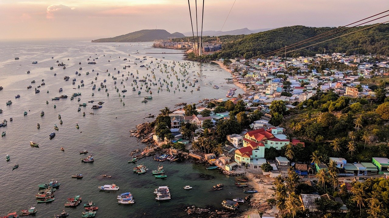 Mer Port Vietnam